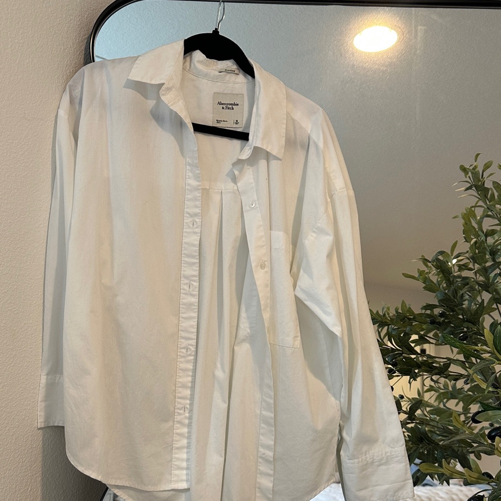 Abercrombie & Fitch White Button Down Shirt